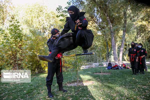 تصاویری از تمرینات دختران نینجاکار ایرانی