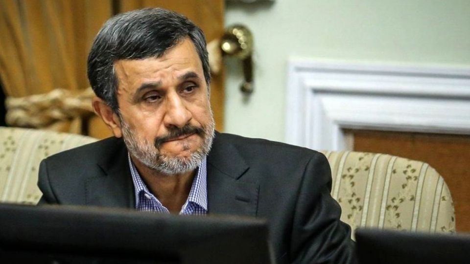 دیدار احمدی نژاد و خاتمی