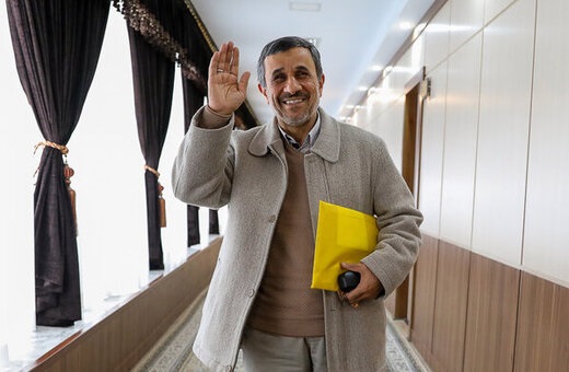 حضور احمدی نژاد در انتخابات