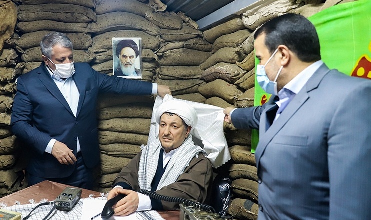 (تصاویر) رونمایی از تندیس مرحوم هاشمی رفسنجانی