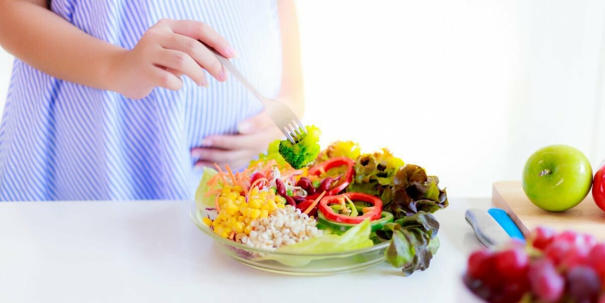 نکات مهم تغذیه‌ای در دوران بارداری و شیردهی