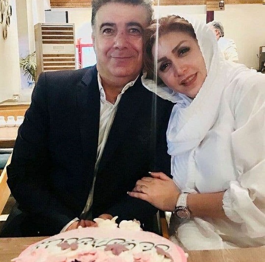 حسن شکوهی و همسرش