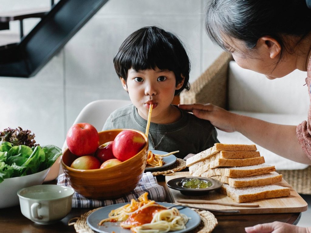 چرا بچه‌های ژاپنی بدغذا نیستند؟