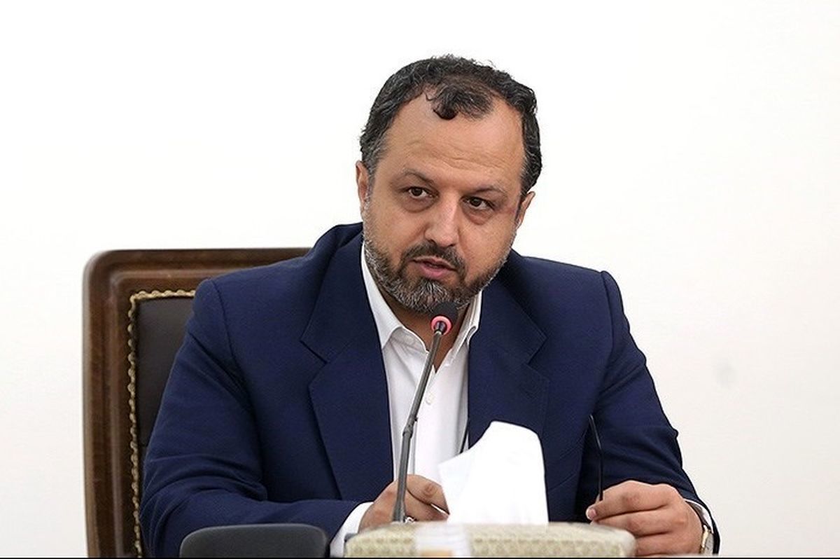 وزیر اقتصاد: نوسانات قیمت دلار در روز‌های اخیر ناشی از حملات نظامی به یمن است