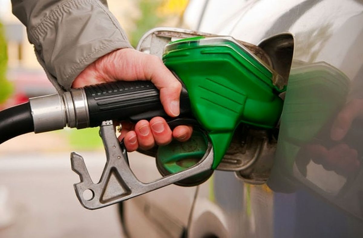 کاهش چشمگیر مصرف بنزین سوپر