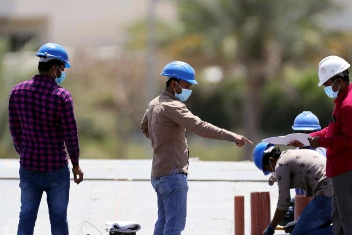 شکاف عمیق دستمزد کارگران ایرانی با کشورهای منطقه/ موج مهاجرت کارگران