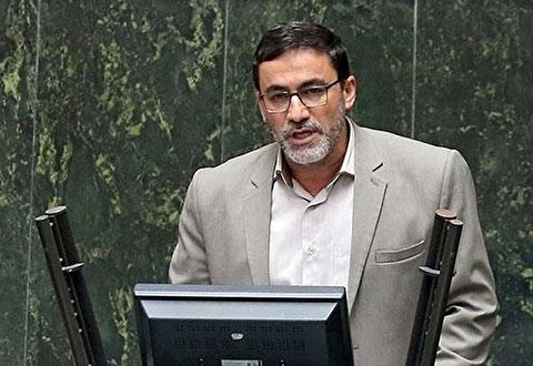 افشاگری نماینده مجلس از مخالفت‌های مداوم دولت با واردات خودرو: وزیر وقت صمت می‌گفت امسال انجام نمی‌دهیم