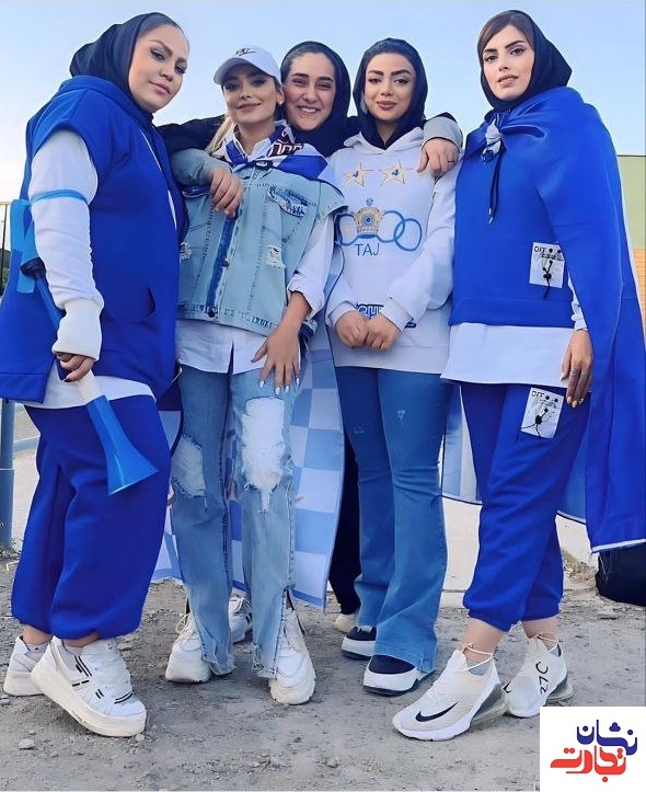 هواداران زیبا و جذاب زن استقلالی در ورزشگاه آزادی + تصاویر
