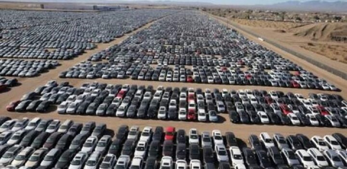 انحصار در صنعت خودرو ایران