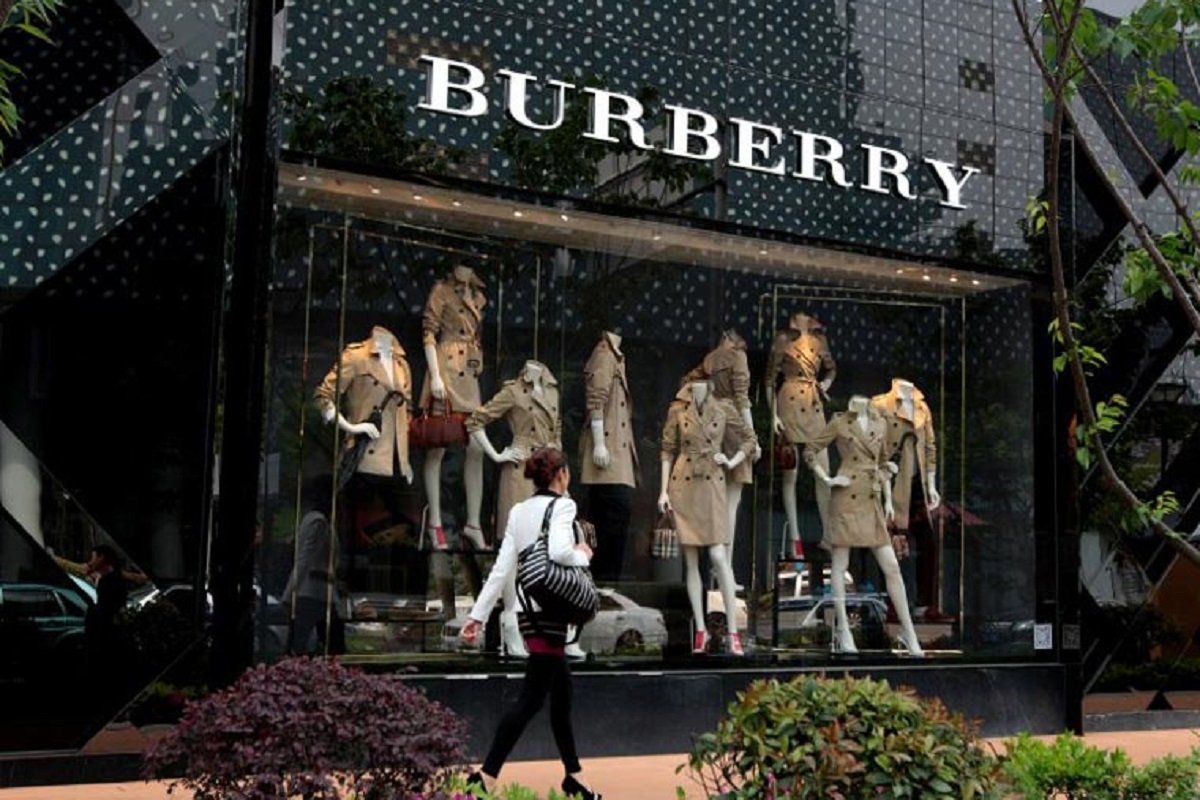 احیای برند Burberry