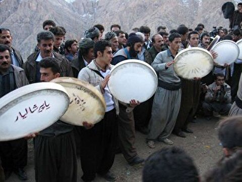 نمایی از مراسم سنتی پیرشالیار