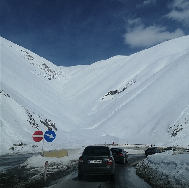 نمایی از جاده چالوس برفی