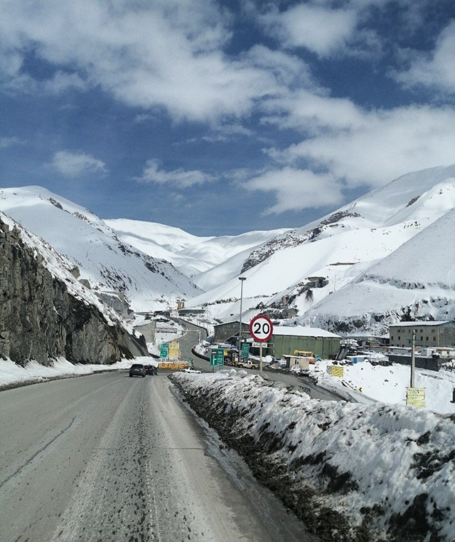 نمایی از جاده چالوس برفی