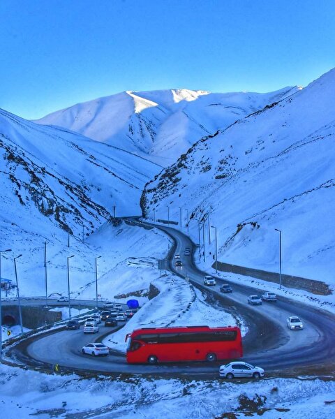 نمایی از جاده چالوس برفی