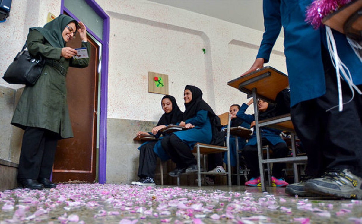 روز معلم در ایران