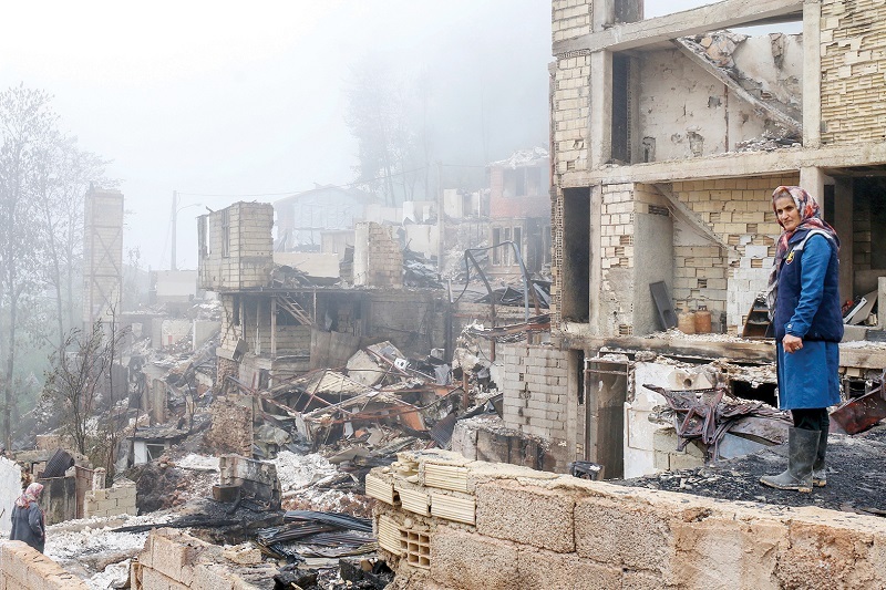 روستای سوخته؛ بازماندگان روستای امامزاده ابراهیم ۷ روز پس از آتش‌سوزی مهیب