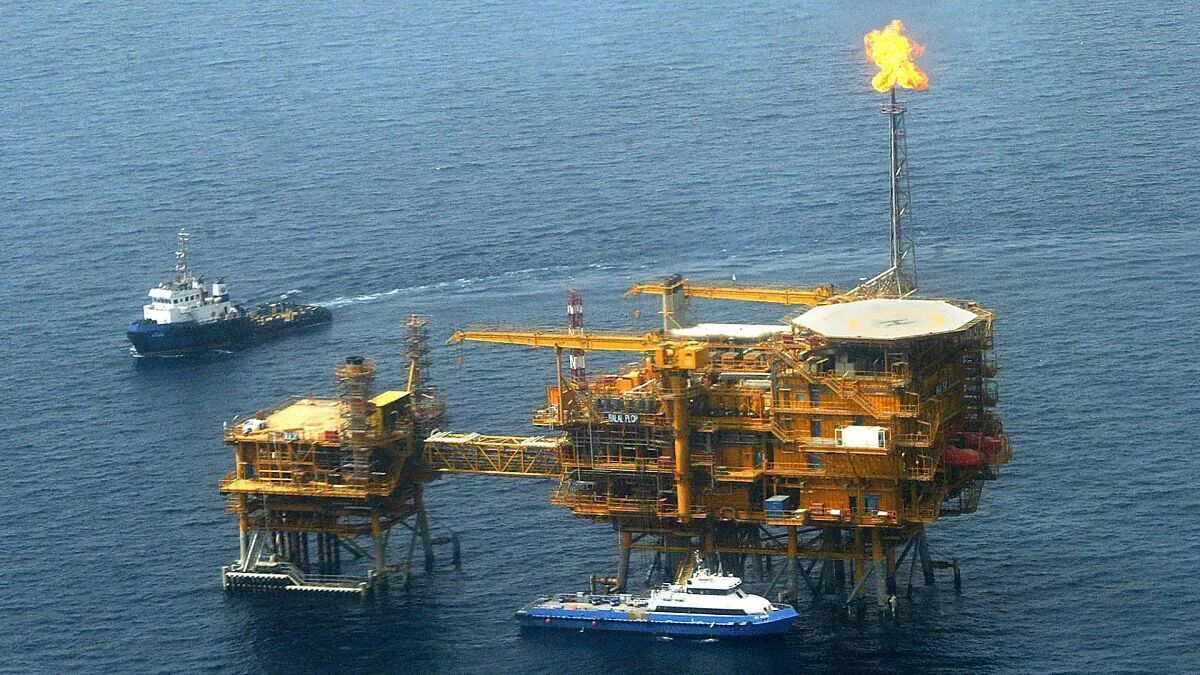 میدان گازی آرش در خلیج فارس در دام سیاست گرفتار شد