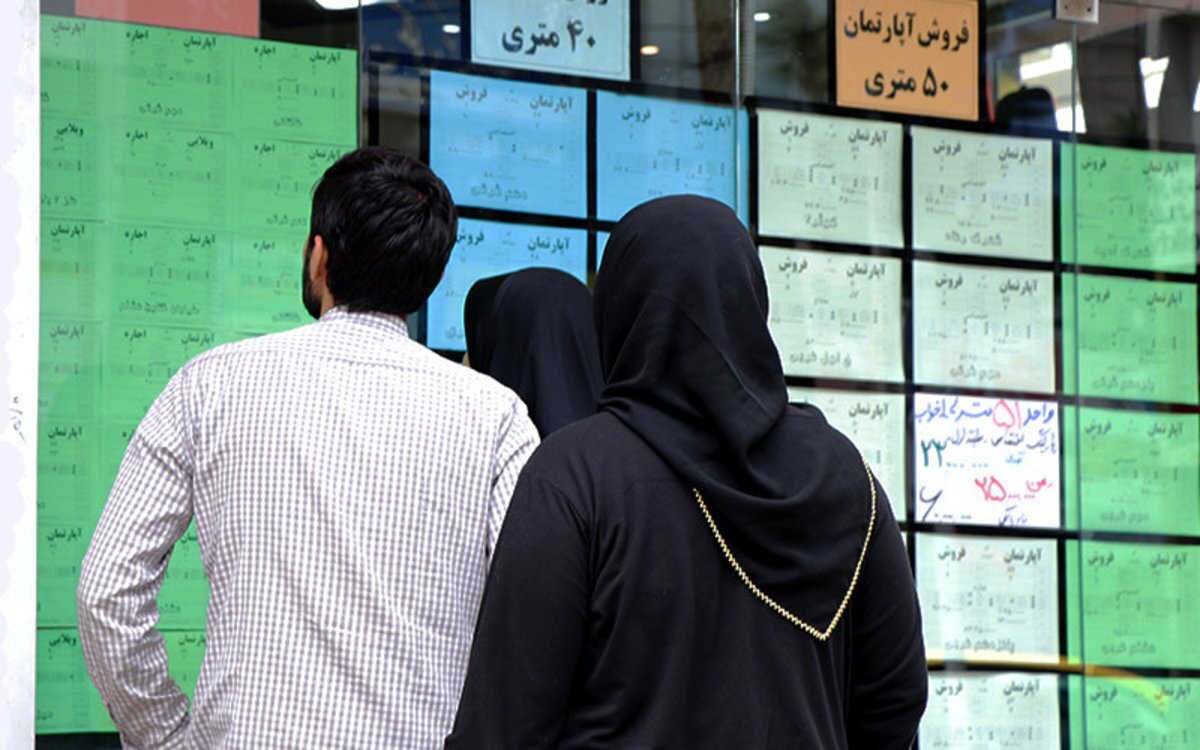 با حق مسکن ۹۰۰ هزار تومانی کارگران کجا خانه اجاره کنند؟!/ کارگران اجاره نشین، حتی اطراف تهران هم خانه پیدا نمی‌کنند