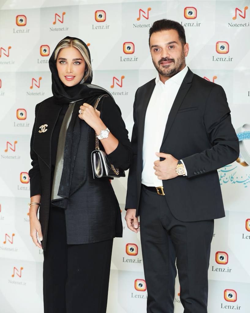 بیوگرافی آناشید حسینی