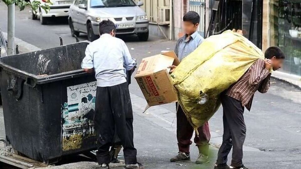 استخدام زباله‌گردها در سازمان پسماند شهرداری تهران