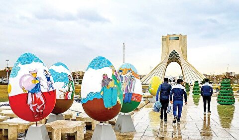 تخم مرغ‌های غول پیکر جایگزین جشن‌های نوروزی پایتخت؛ چرا تهران بوی نوروز نمی‌دهد؟