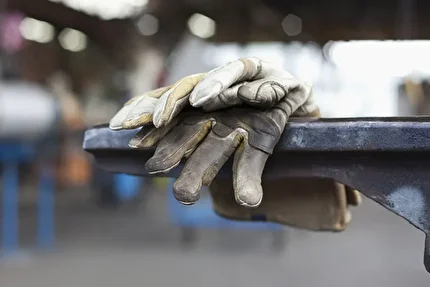 سقوط آزاد طبقه کارگر به زیر خط فقر / کالابرگ هم نجات‌بخش نبود