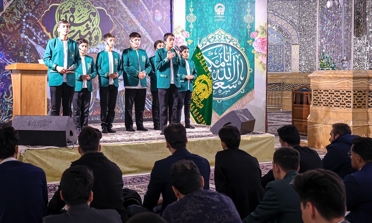 پیوند آسمانی ۱۵۰۰ زوج دانشجو در حرم مطهر رضوی