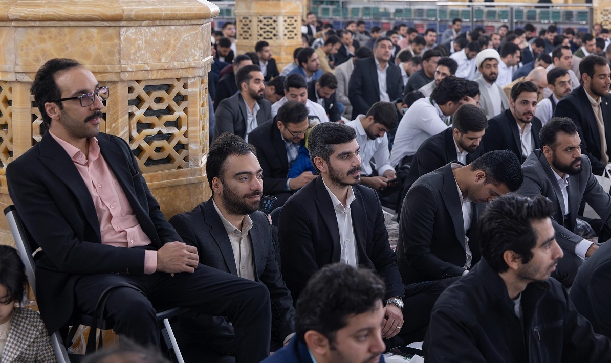 پیوند آسمانی ۱۵۰۰ زوج دانشجو در حرم مطهر رضوی