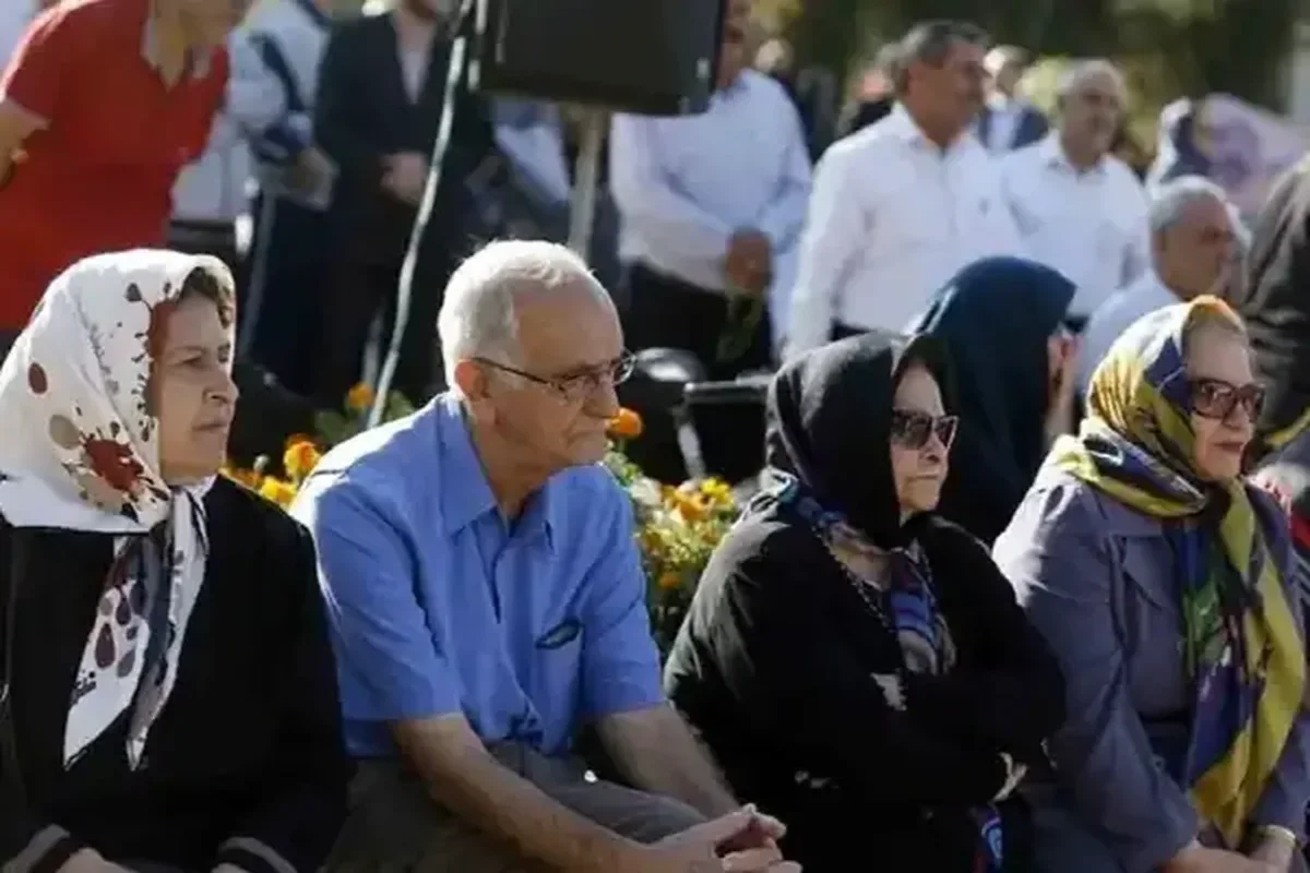 افزایش بازنشستگی پیش از موعد و پیامدهای آن بر بازار کار افزایش بازنشستگی پیش از موعد و پیامدهای آن بر بازار کار