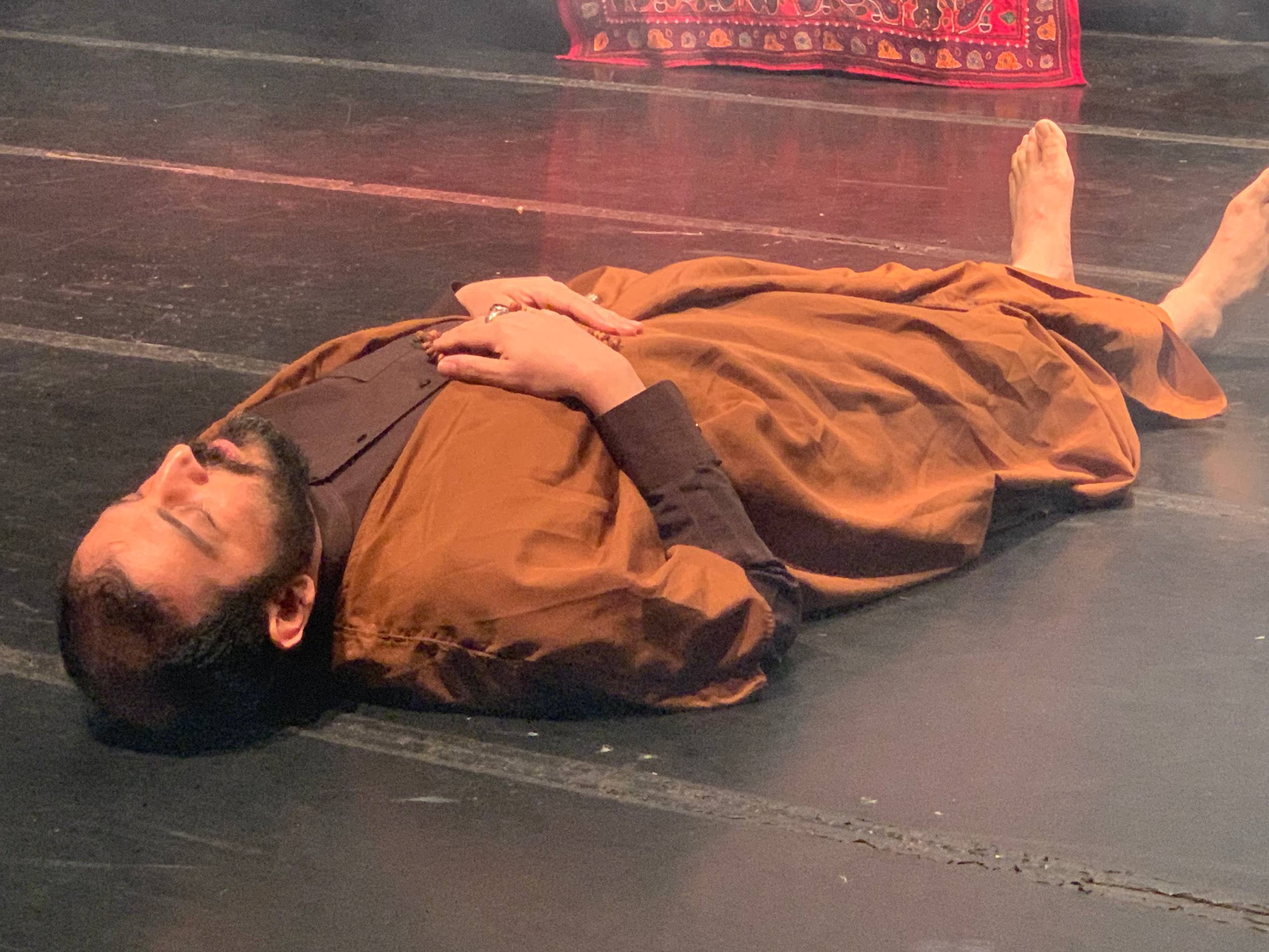 نمایش «میرزارضا و اتاق زیر شیروونی خونه کامران میرزا»