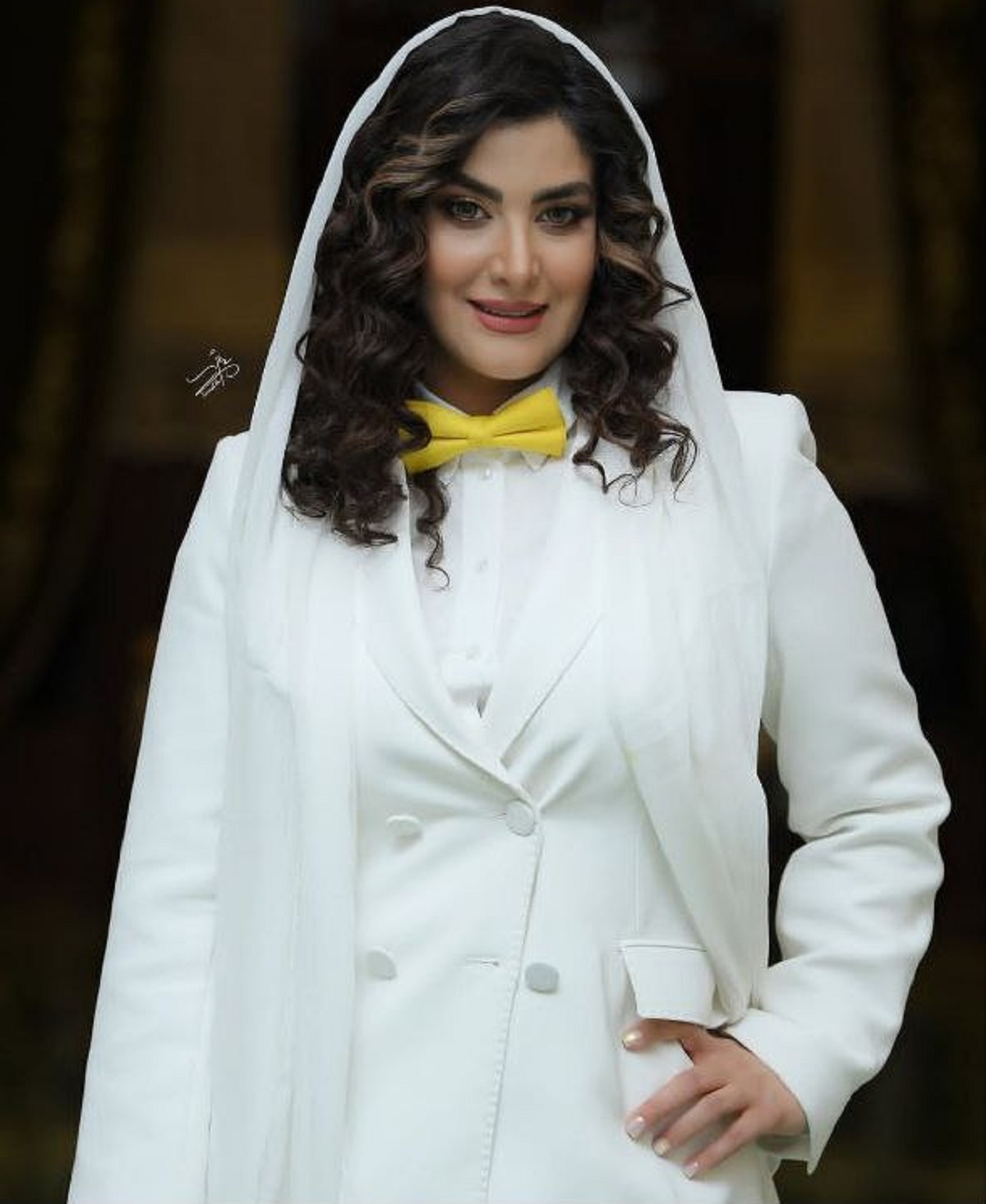 ژست بهار قاسمی