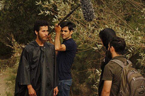 «جنازه‌ها با چاقو دفن نمی‌شوند» در دل تاریکی/ روایتی از جست‌و‌جو، تراژدی و تغییر