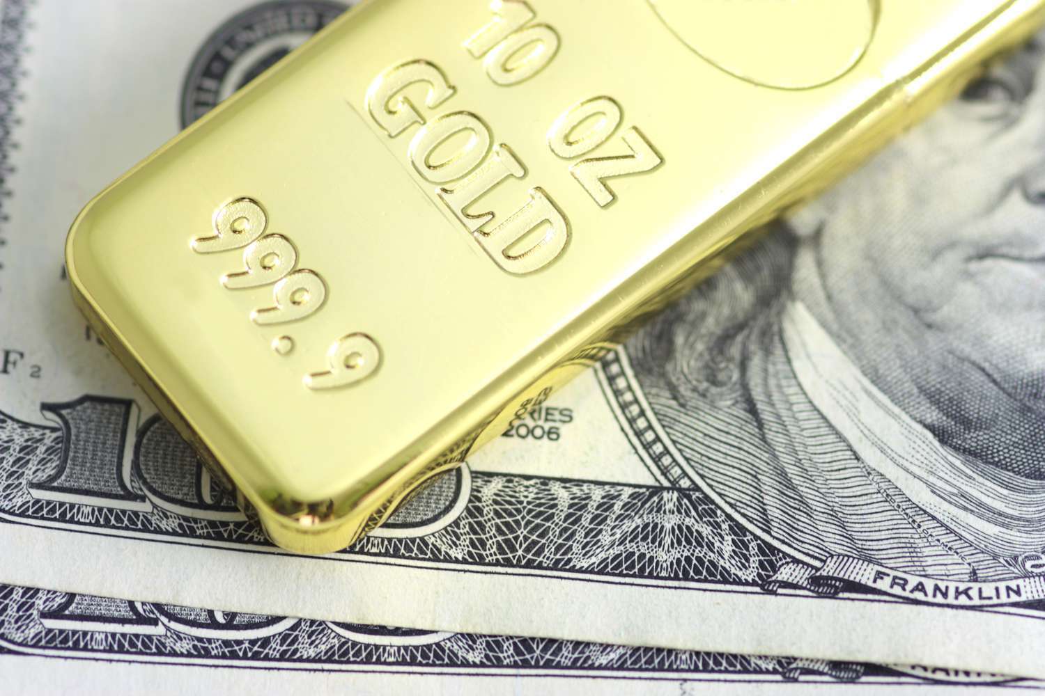 قیمت دلار، طلا و سکه امروز ۷ تیر ۱۴۰۴