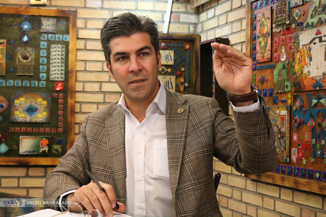 خروج اتباع غیرمجاز