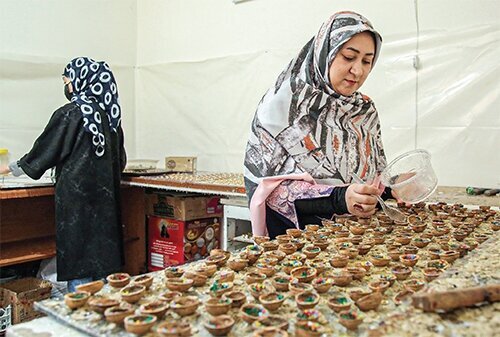 مشاغل خرد و خانگی