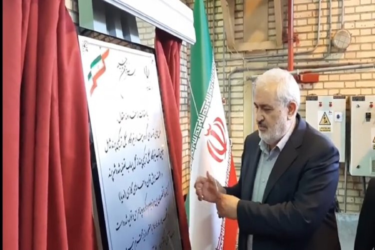 علی آبادی و افتتاح سامانه خنک‌کاری هوای ورودی توربین نیروگاه پرند