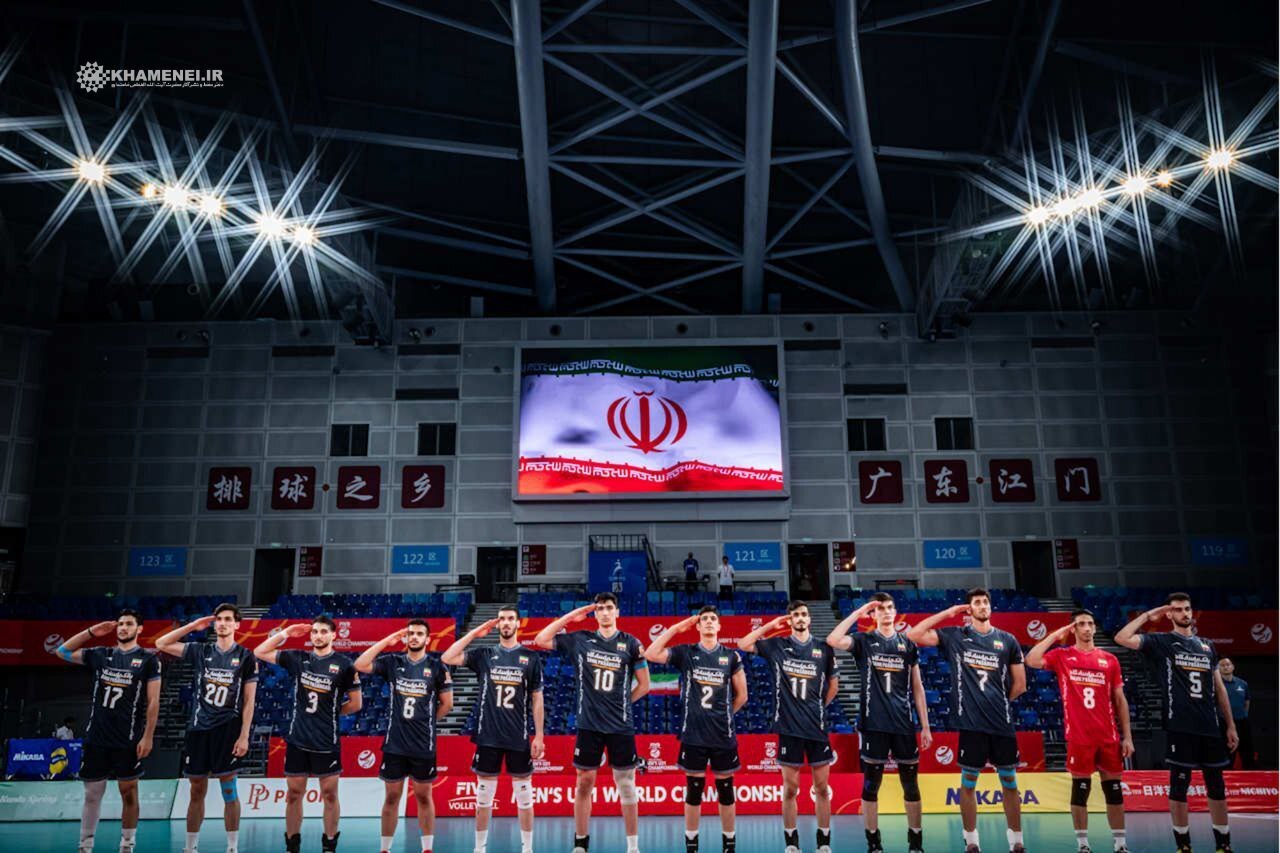 پیام رهبری در پی قهرمانی مقتدرانه تیم ملی والیبال جوانان ایران در جهان