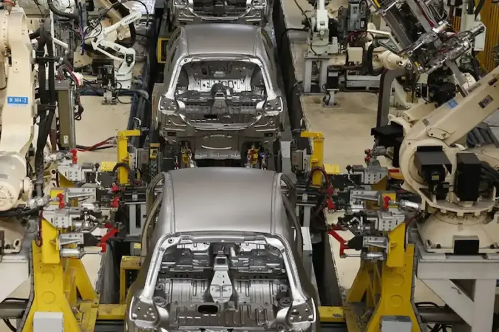 تسهیلات ۴۰ همتی صنعت خودرو در راه است تسهیلات ۴۰ همتی صنعت خودرو در راه است