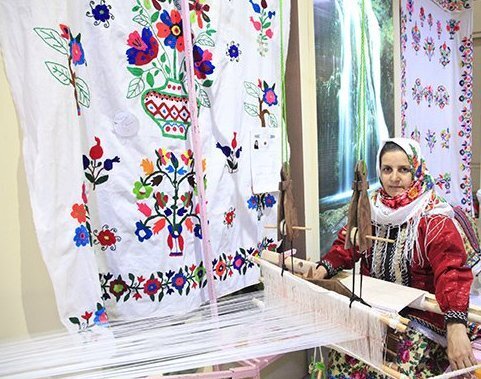 چگونه کسب‌وکارهای خرد زنان روستایی از مهاجرت به شهرها جلوگیری می‌کنند؟