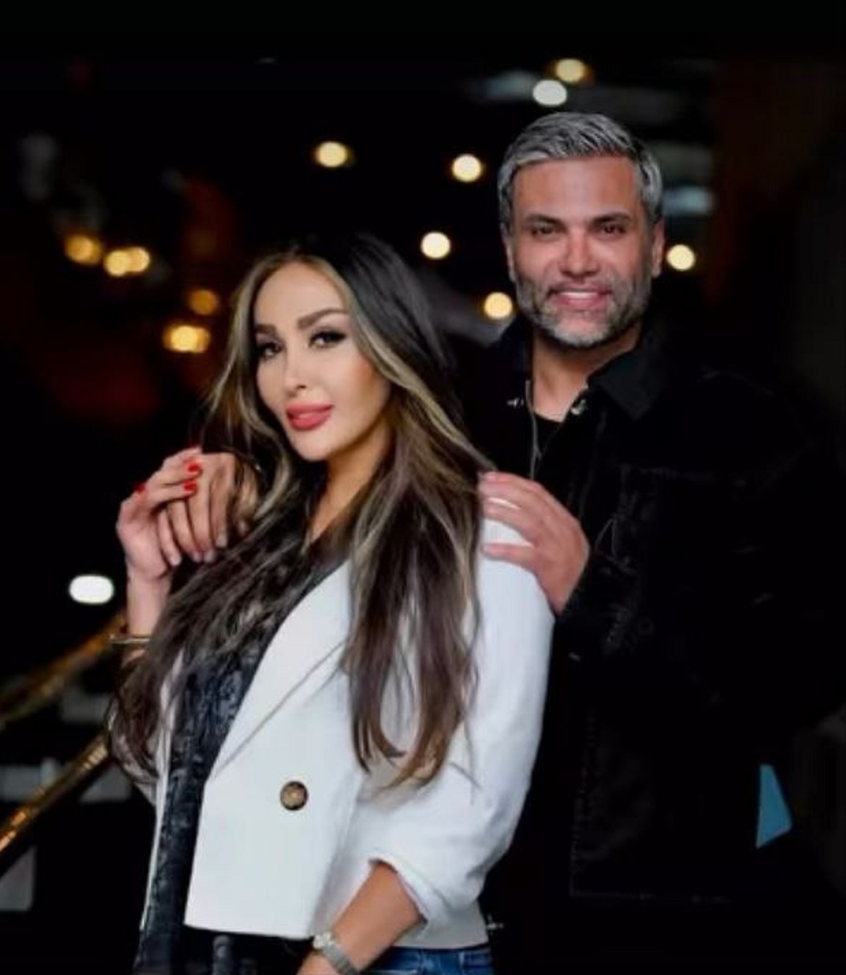 علیرضا نیکبخت واحدی و همسرش