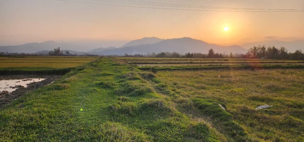 غروب زیبای پاییزی در بیجار روستای کَلفَت شهر فومن