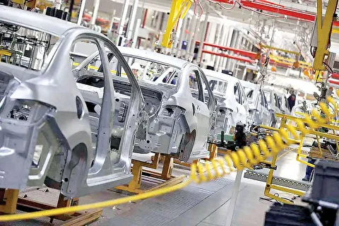 مونتاژ یا واردات؛ کدام گزینه برای خودروسازان به‌صرفه‌تر است؟