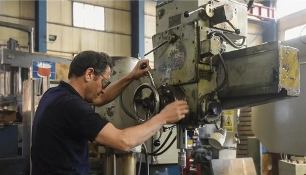 کمبود نیروی متخصص کمبود نیروی متخصص