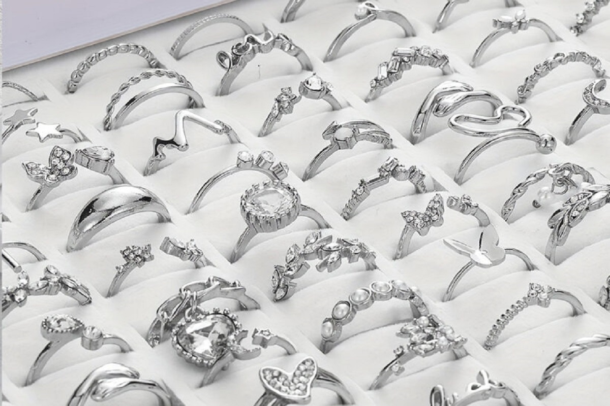 کاهش قیمت نقره کاهش قیمت نقره