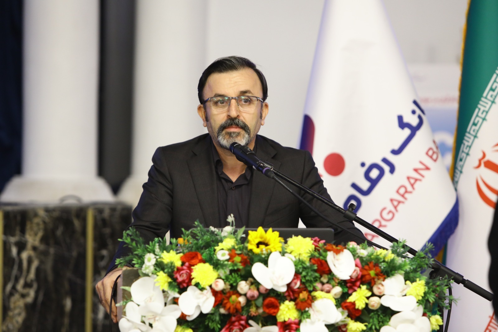 بانک رفاه کارگران در استفاده از ابزار‌های نوین بانکی پیشرو است