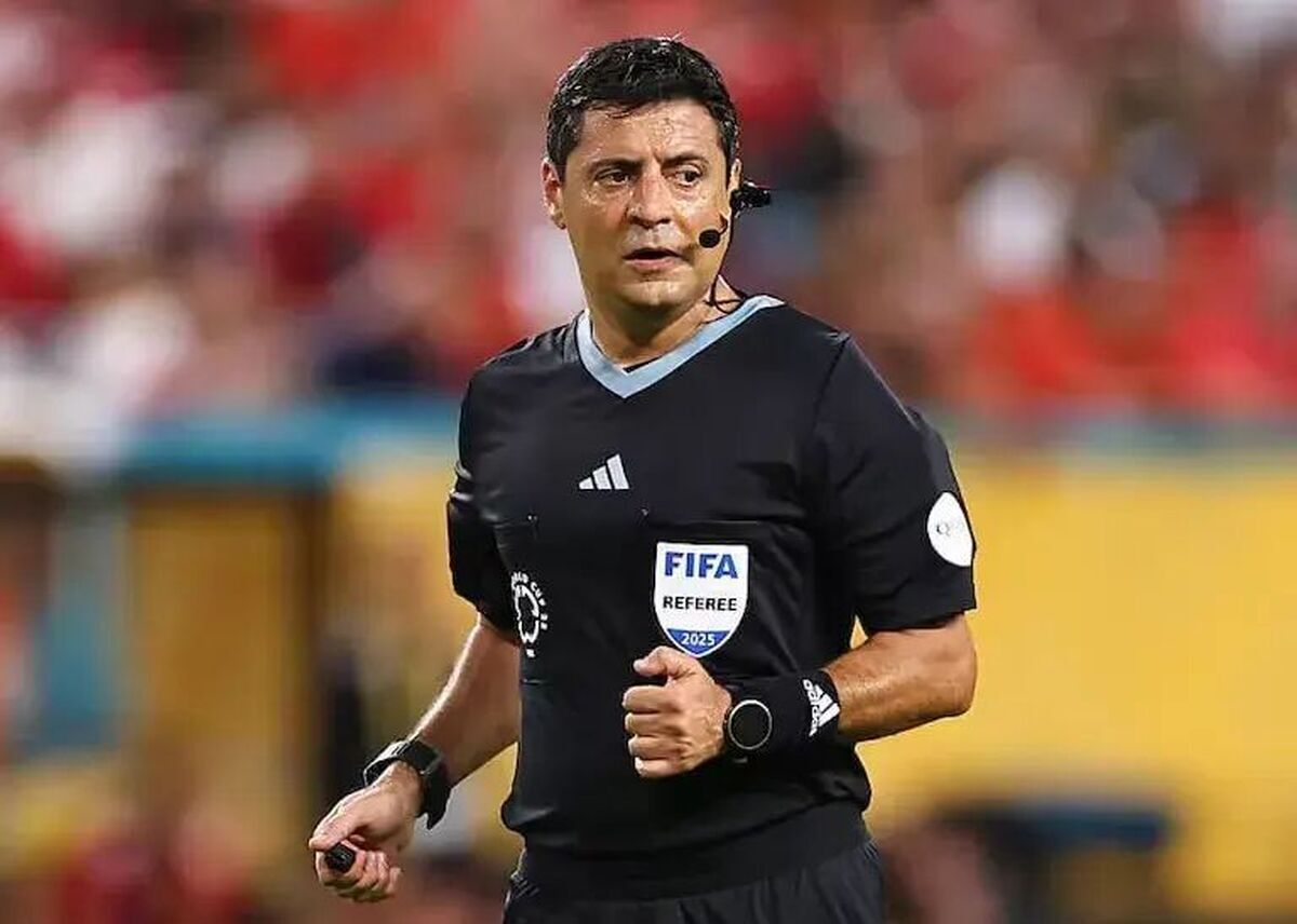 علیرضا فغانی در جمع برترین داوران جهان ۲۰۲۵ علیرضا فغانی در جمع برترین داوران جهان ۲۰۲۵