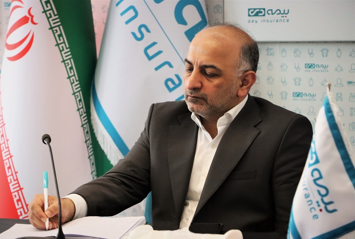 تأکید مدیرعامل بیمه دی بر نقش حیاتی بیمه در «پدافند غیرعامل» تأکید مدیرعامل بیمه دی بر نقش حیاتی بیمه در «پدافند غیرعامل»
