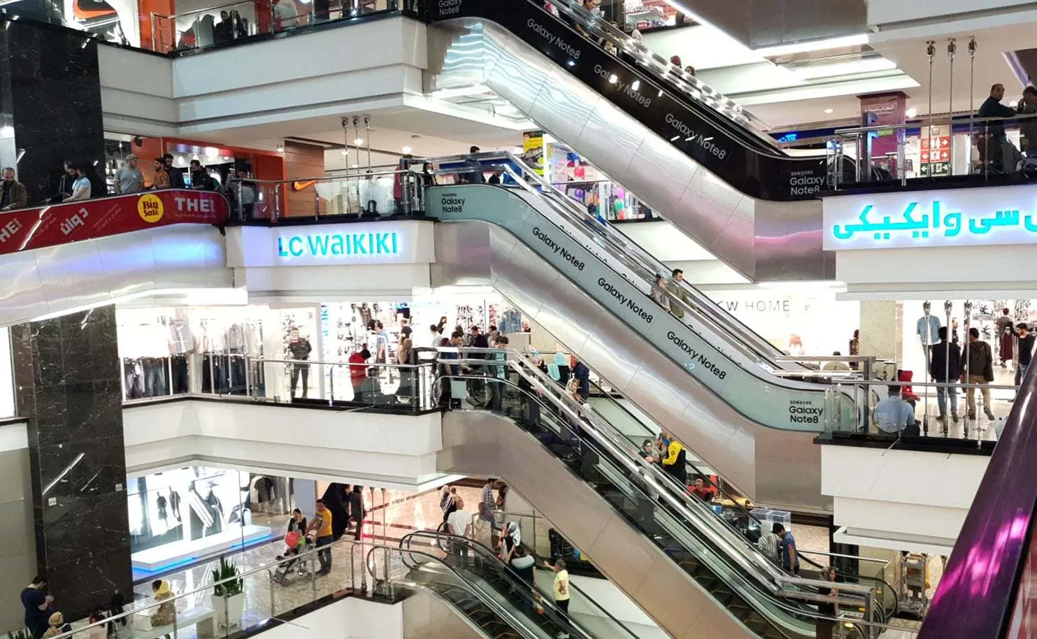 پلمپ جنجالی دو پاساژ مهم تهران در مرکز شهر پلمپ جنجالی دو پاساژ مهم تهران در مرکز شهر