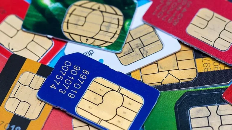 عرضه سیمکارتای سیم eSim در ایران به کجا رسید؟ عرضه سیمکارتای سیم eSim در ایران به کجا رسید؟