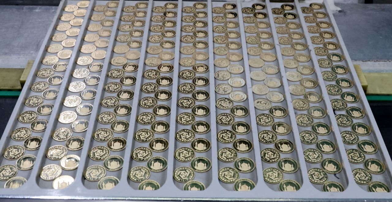 تحویل سکه‌های پیش فروش تمدید شد